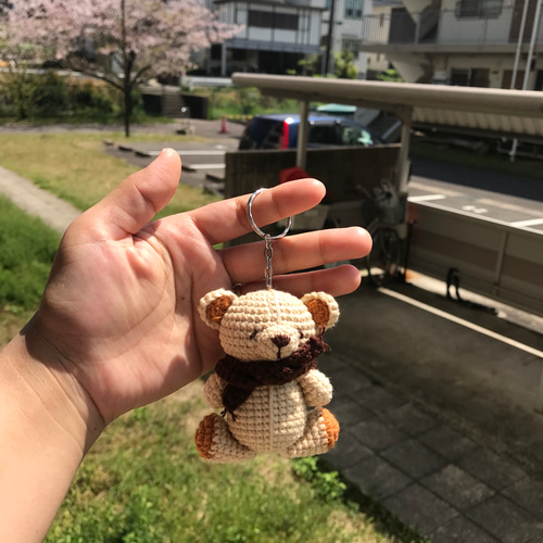 くまちゃんキーホルダーあみぐるみ編みものバッグチャーム飾り