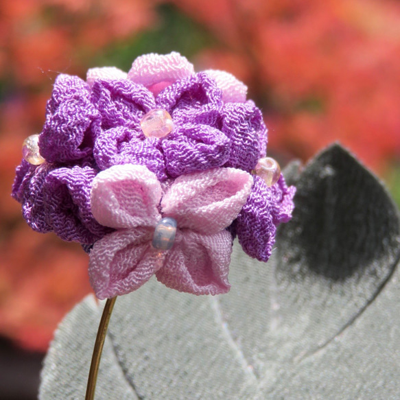 母の日もお勧め【雨でも晴れでも嬉しい蛙】梅雨　紫陽花　季節の飾り　立体押し絵　正絹縮緬　コンパクト 上品　ギフトラッピ 16枚目の画像