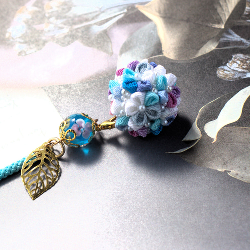 ❁ちいさなつまみ細工紫陽花Aブーケ＆とんぼ玉根付けストラップ