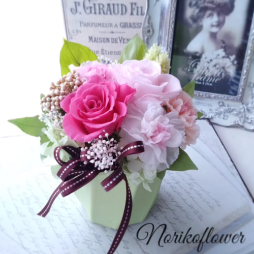 プリザーブドフラワーアレンジメント 〜Anna〜 クリアケース付き