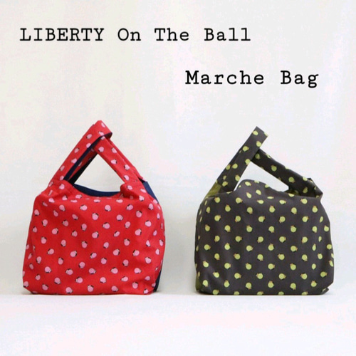 リバティナイロンのマルシェバック オンザボール柄レッド・ブラウン撥  