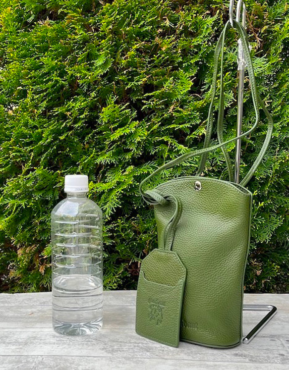 <NEW>小ぶりですが、携帯、長財布が入る実用的なショルダーバッグです。GREEN 7枚目の画像