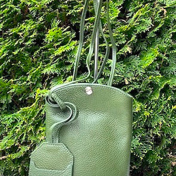 <NEW>小ぶりですが、携帯、長財布が入る実用的なショルダーバッグです。GREEN 3枚目の画像