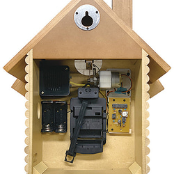 電波式 天然木ログハウス鳩時計 QR650_NA 4枚目の画像