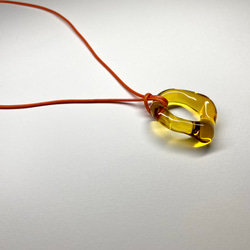 ガラス　ネックレス　〜 roue 〜 チョーカー　ペンダント　ガラスアクセサリー　透明　オレンジ　イエロー　プレゼント 4枚目の画像