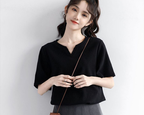 黒 Vネック 半袖 トップス　2点セット bbd3927aeeed6170ef9365373647bc