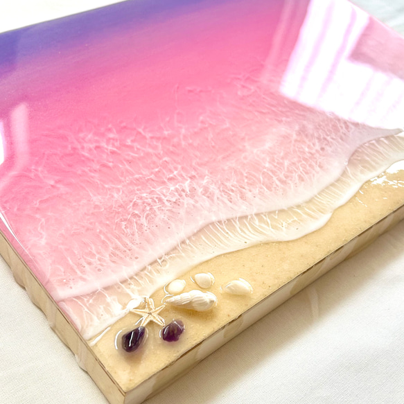 癒しの朝焼けの海＊ オーシャンレジン 波アート 天然石付き