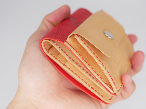 コンパクトな二つ折り財布【全5色】/イタリアンレザー/ペイズリー柄/革財布 12枚目の画像