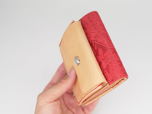 コンパクトな二つ折り財布【全5色】/イタリアンレザー/ペイズリー柄/革財布 6枚目の画像