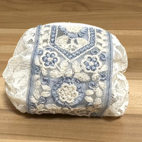 インド刺繍生地　ほわほわポーチ インド刺繍生地 ほわほわポーチ インド刺繍生地 ほわほわポーチ