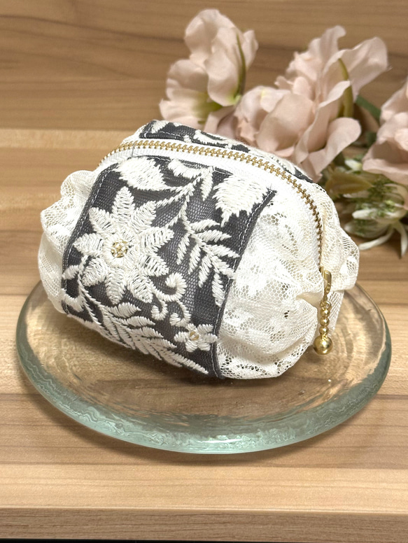 ワントーンガーデン】インド刺繍リボンでつくるフリルポーチの