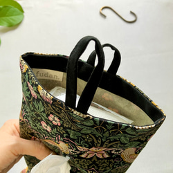 no.95 ボックスティッシュケース/つり下げタイプ/ウィリアムモリス/いちご泥棒/ブラック/黒/ギフト/鳥 5枚目の画像