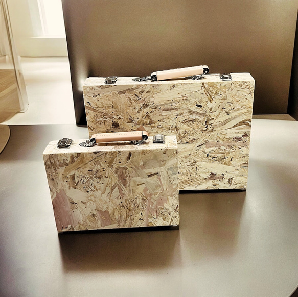 木のカバン　ブリーフケース　アタッシュケース　トランクケース　ビジネスバッグ　OSB合板サンダー仕上げ　ストーリア 厚み6