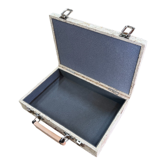 木のカバン　ブリーフケース　アタッシュケース　トランクケース　ビジネスバッグ　OSB合板サンダー仕上げ　ストーリア 厚み6