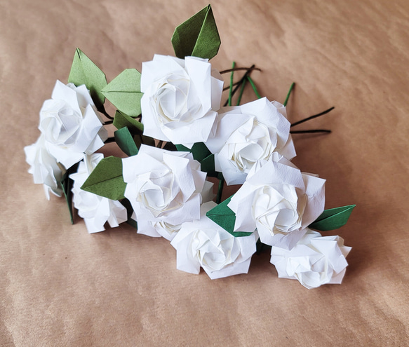 折り紙 バラ ホワイト系 10本セット 花束 飾り ギフト 2枚目の画像