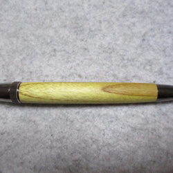 漆(うるし)　オイル仕上げ　回転式ロングパトリオットボールペン　　　 3枚目の画像