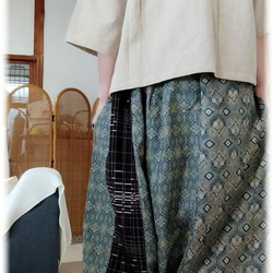 着物リメイク　サルエルパンツ　御納戸色　六角模様　シームポケット 2枚目の画像