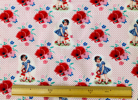 日本初上陸　第1弾 Fiona Hewitt Fabric “Blue and red 2” 3枚目の画像