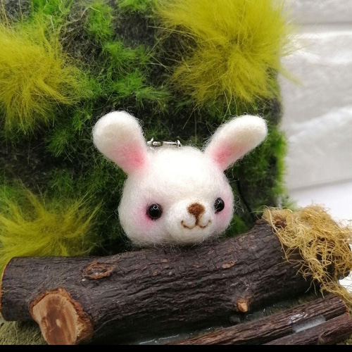 羊毛フェルト　専用ページ 羊毛フェルト ウサギ ストラップ♡（羊毛フェルト ウサギ