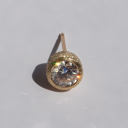 週末セール♡Pt900 ピンクモアサナイト6mmピアス 2個セット】セイフティピアッサー 誕生石 カラーラインストーン