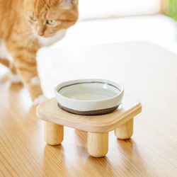 別注：１４．５㎝皿用　猫用食器台（テーブルのみ）１皿バージョン　【食器テーブル・ペット用・餌台・木製・ナチュラル】 1枚目の画像