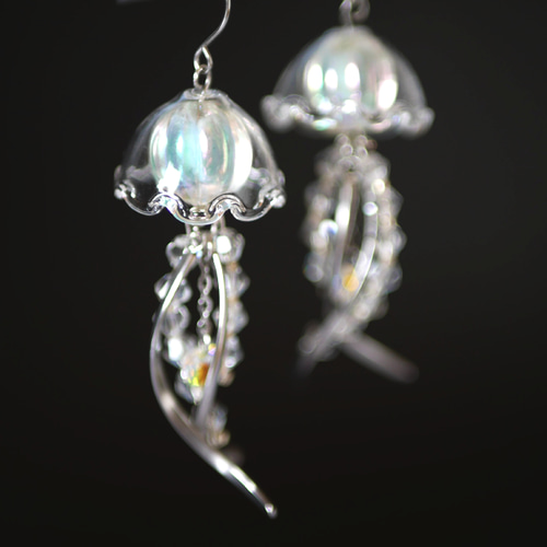 【reia】クラゲピアス ガラスのクラゲシャンデリアピアス・イヤリング シルバー ピアス