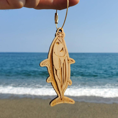 ヒノキ薫るカツオのウッドキーホルダー】カツオ 高知県産檜 魚