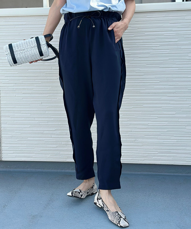【新作再販】冷感★ふりふりサルエルイージーパンツ（ネイビー）24022NV 6,383円