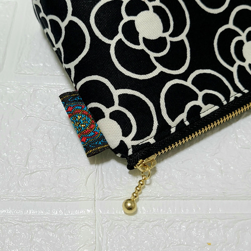 minä perhonen カメリア花柄刺繍タブレットポーチ creema限定 刺繍×花柄レース 煌めきポーチseries～ マチ付・マチ