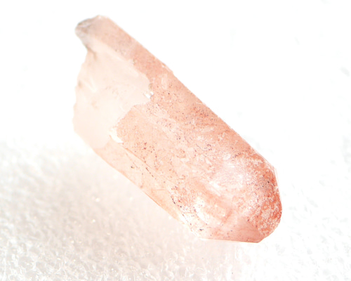 可憐なカラーレアスカーレットテンプル レムリアンレムリアン水晶天然石