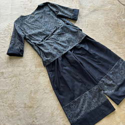 アンティーク大島紬のパンツとブラウス　セットアップ　青割り込み絣　着物リメイク 6枚目の画像