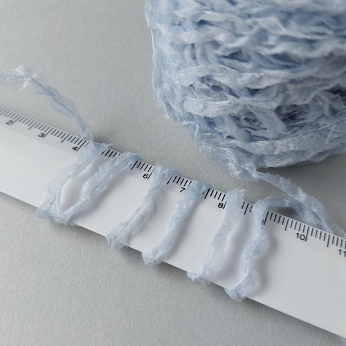 B423 手染めフリルステッチヤーン(くすみブルー) 素材糸 引き揃え糸 糸  