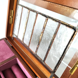 ステンドグラス　オルゴール　アンティーク調ガラス窓つき木箱　木製ジュエリーボックス　宝石箱　アクセサリーケース 4枚目の画像