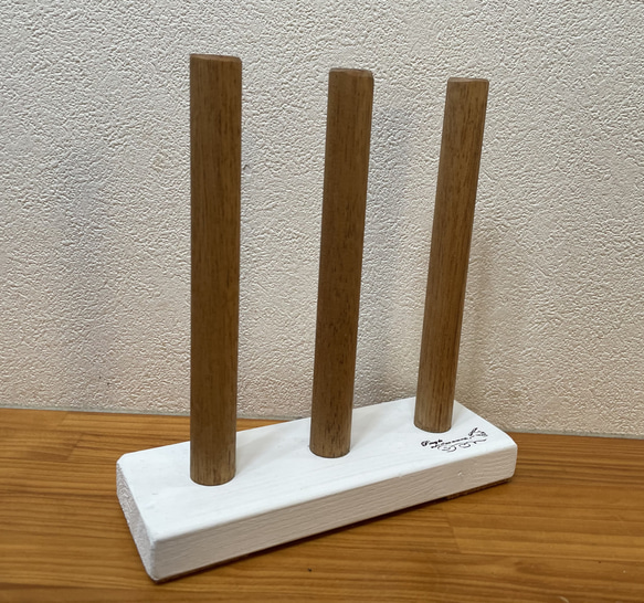 木製マスキングテープホルダー  マステスタンド 無垢材  白×ウォルナット 5枚目の画像