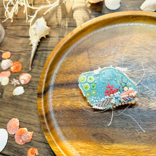 brooch ブローチ Orange10's 通販 17577361｜Creema(クリーマ)