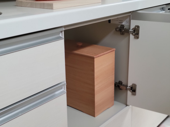 桐箱屋が作る　桐の米びつ(5㎏)　お米を長く美味しく味わいたい方へ　保管方法を変えてみませんか？ 14枚目の画像