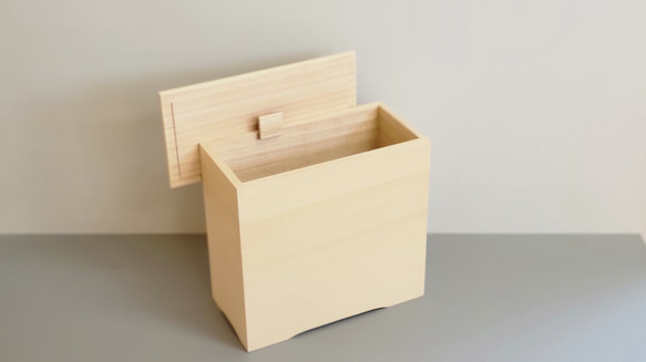 桐箱屋が作る　桐の米びつ(5㎏)　お米を長く美味しく味わいたい方へ　保管方法を変えてみませんか？ 4枚目の画像