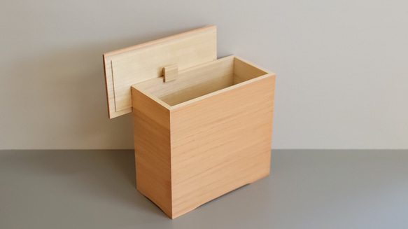 桐箱屋が作る　桐の米びつ(5㎏)　お米を長く美味しく味わいたい方へ　保管方法を変えてみませんか？ 5枚目の画像