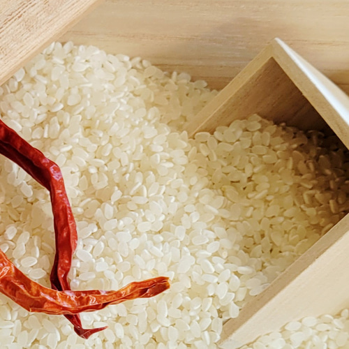 桐箱屋が作る 桐の米びつ(10㎏) お米を長く美味しく味わいたい方へ
