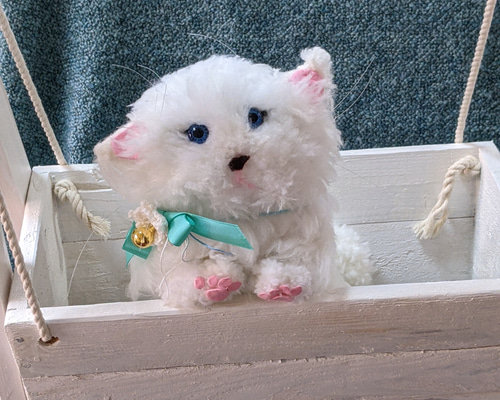 編みぐるみ白猫ちゃん あみぐるみ つむぐ 通販 17578000｜Creema(クリーマ)