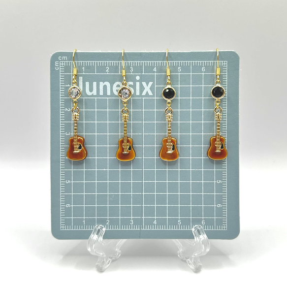 【ギターチャームピアス】ギター、ピアス、アクセサリー、オリジナル、記念品、ギフト、演奏会、母の日 4枚目の画像