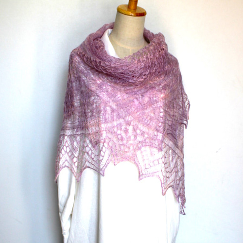 コーラルピンク レース編み ストール ピンク レース編み ストール フリンジ付き - メルカリ