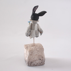 花與兔子－（雕塑） 第7張的照片