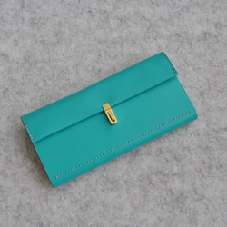 ⭐︎稀少カラー⭐︎ Bottega Veneta ターコイズ レザー 長財布 ⭐︎稀少カラー⭐︎ Bottega Veneta ターコイズ レザー 長財布