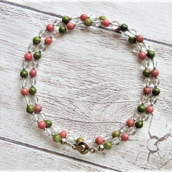【C58】　ピンクとモスグリーンの優しい彩り｜ロードナイト×ユナカイト×水晶の天然石ネックレス 2枚目の画像