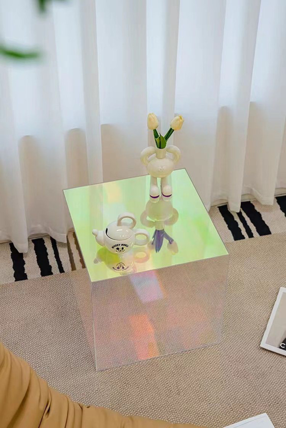 サイドテーブル 正方形 40cm レインボー スクエアテーブル アクリル 鏡面 ミラー カフェテーブル a-0234 3枚目の画像