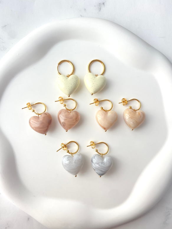 全4色】ピアス イヤリング ハート アイボリー フープ ゴールド