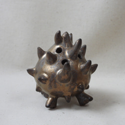 棘丸チビ金ちゃん陶製オブジェ 3枚目の画像