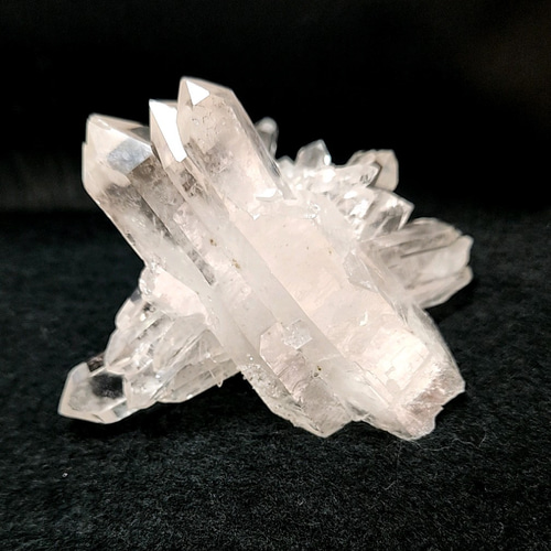 水晶◇クラスター◇コリント産高品質◇【限定一点物】◇虹入り 
