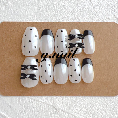 01))フレンチガーリー ネイルチップ ハートネイル 付け爪 白黒 ドットネイル 量産型 地雷 ガーリー ネイルチップ ドットネイル 白 黒 ハート